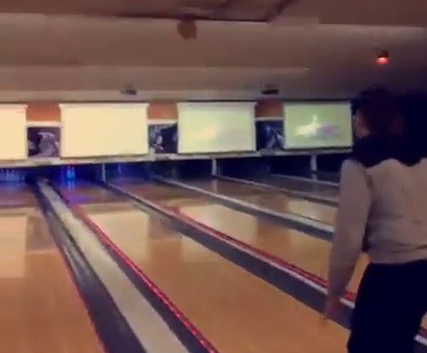 Hétfői bowling