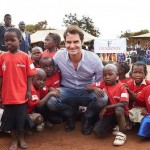 Roger Federer 81 iskolát épít Afrikában